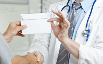 Rezidensszövetség: az ügyészségek ne emeljenek vádat a hálapénz ügyében