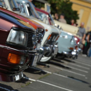 Veterán autós és motoros találkozó Eger 