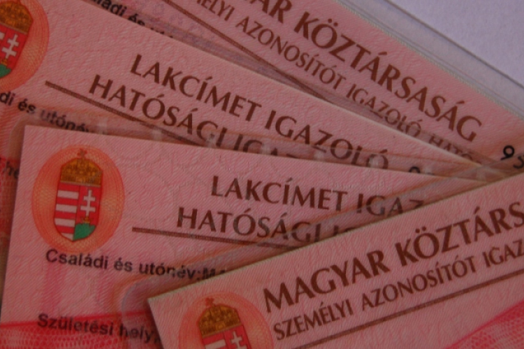 Központi Címregiszter lesz