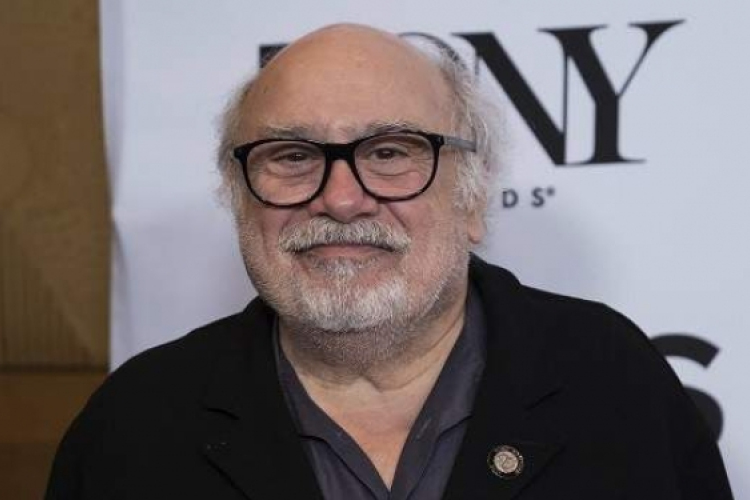 Életműdíjat kap Danny DeVito