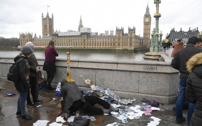 Nyomoz a rendőrség, hogy vajon egyedül cselekedett-e a londoni merénylő