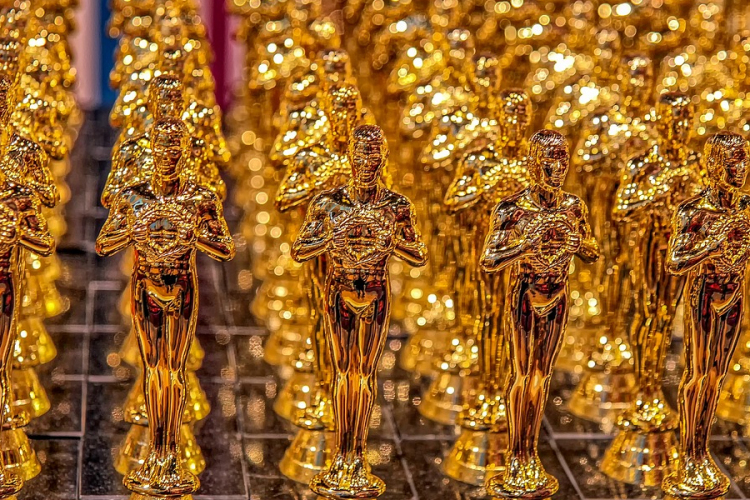 Az autós mozikban bemutatott filmek is nevezhetők az Oscar-díjra