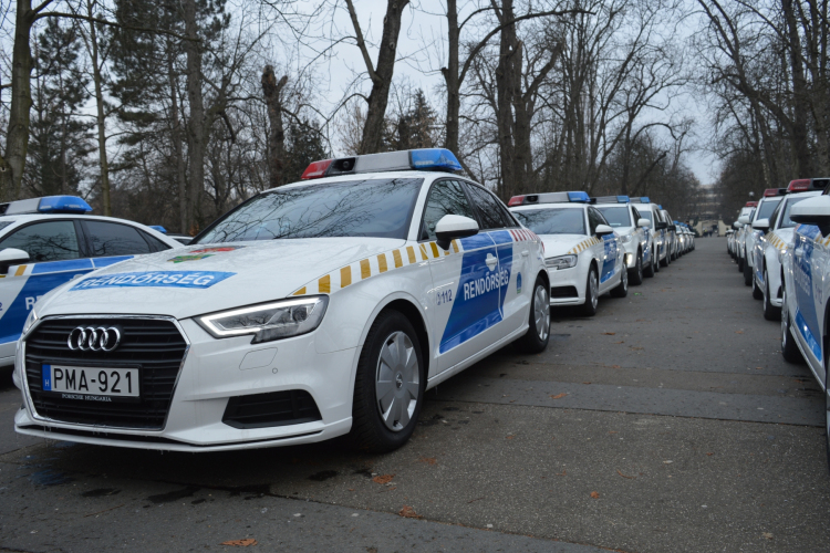 MEGÚJULÓ RENDŐRSÉGI GÉPJÁRMŰPARK