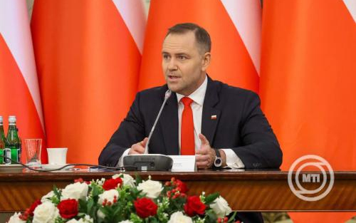 A lengyel elnök újraaktiválná a V4 csoportot