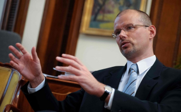 Átmeneti a költségvetés magas hiánya