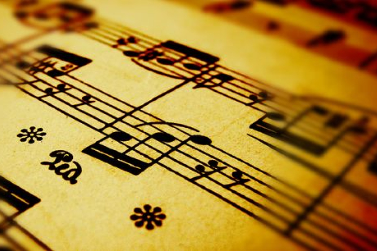 STÍLUSOS MEGLEPETÉSSEL RUKKOL ELŐ A MUSIC HUNGARY-N A SIKERES „EIZP”