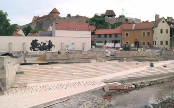 KAMERA IS VÉDI A VÉGVÁRI VITÉZEK TERÉNEK ÉRTÉKEIT