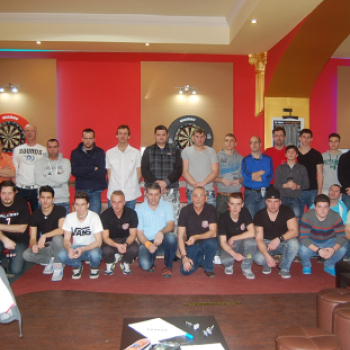 LONDON BÁR és DARTS CLUB Darts verseny 2015. február 8. vasárnap